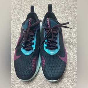 Nike Air Max - Women’s 11 - Brand New